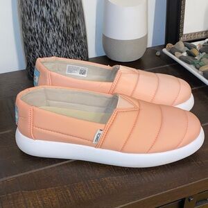 Toms Alpargata Mallow Peach Quilted Slip On Flats Size 6.5